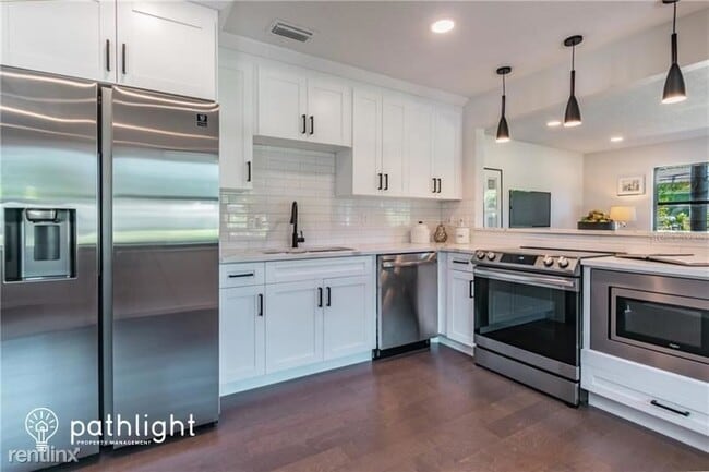 Building Photo - 3 br, 2 bath House - 348 Barbara Circle UNIT