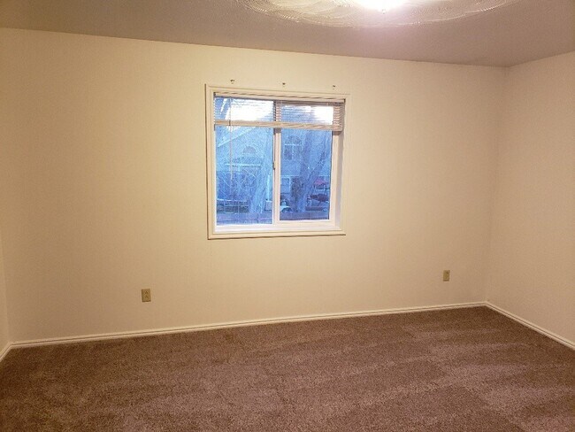 Building Photo - 1182 Kortnee Dr