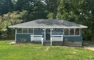 Building Photo - 3485 Maplehurst Dr
