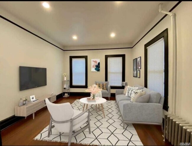 1315 Living Room - 1315 Mcbride St