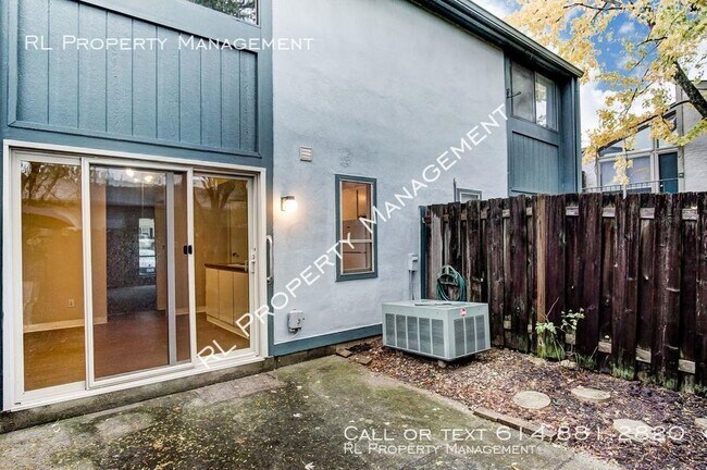 Building Photo - 4692 Charecote Ln