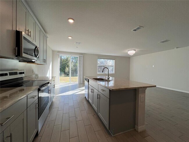 Building Photo - 17245 Cagan Crossings Blvd