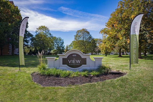 Building Photo - The View at Dayton Towers