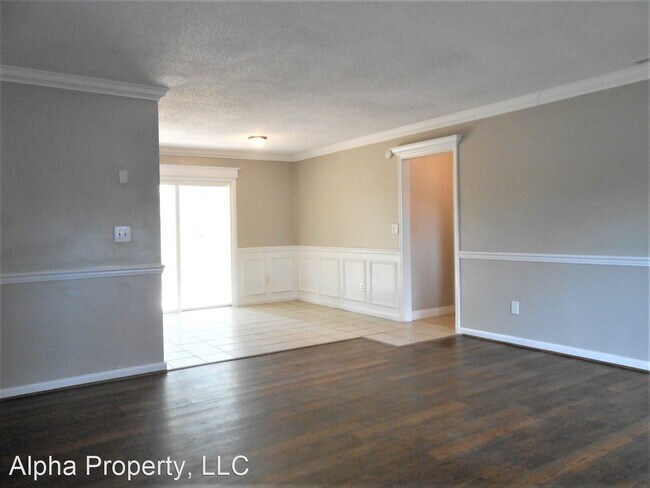 Building Photo - 4 br, 1 bath House - 107 Osmond Drive