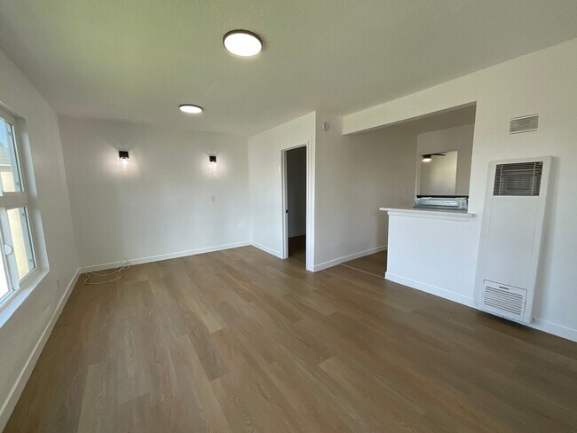 Foto del edificio - TIBBS10651