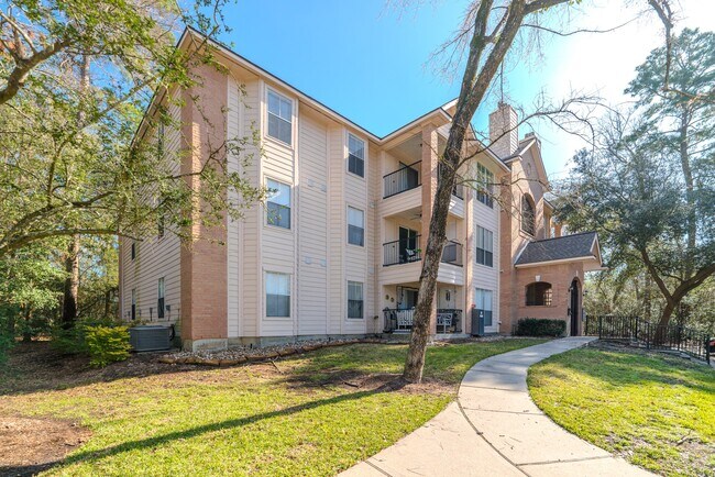 Foto del edificio - 8051 Bay Branch Dr