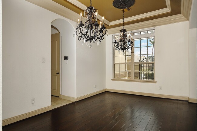 Foto del edificio - 27 Tioga Pl