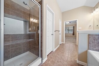 Building Photo - 25715 Abbotglen Ln