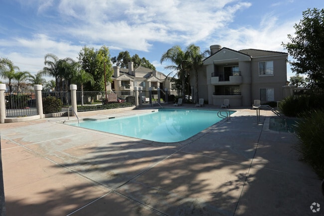 Pool - Alcantara Apartments