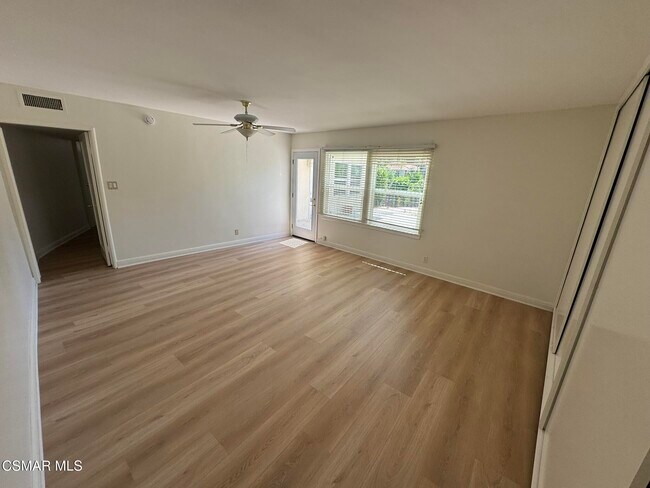 Foto del edificio - 22319 MacFarlane Dr