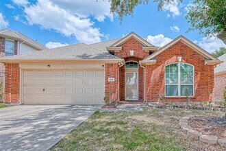 Building Photo - 11834 Leaf Oak Dr