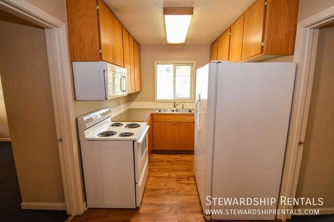 Building Photo - 1827 Harris St