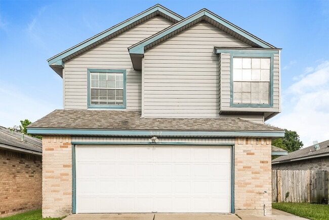 Building Photo - 5907 Beaconridge Dr