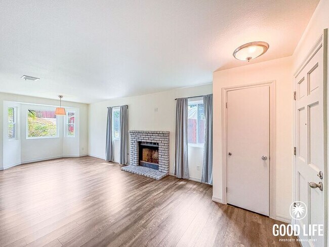 Foto del edificio - 2104 N Mammoth Pl