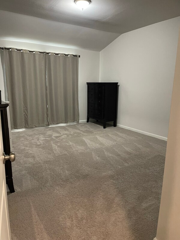 Building Photo - 932 Avagail Ave