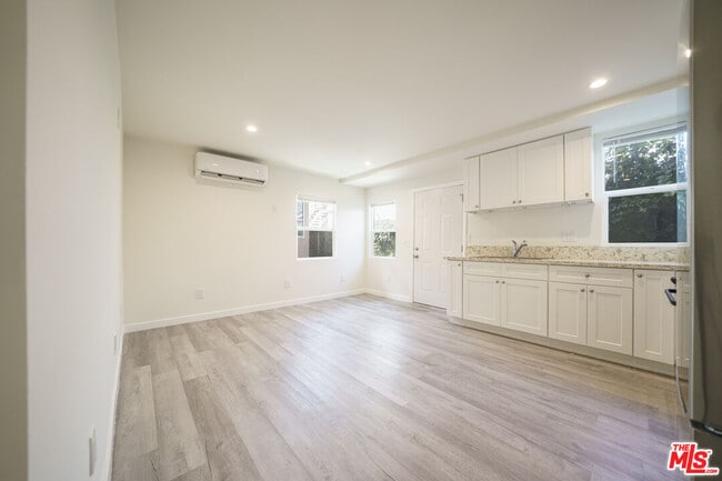 Foto del edificio - 231 E 85th St