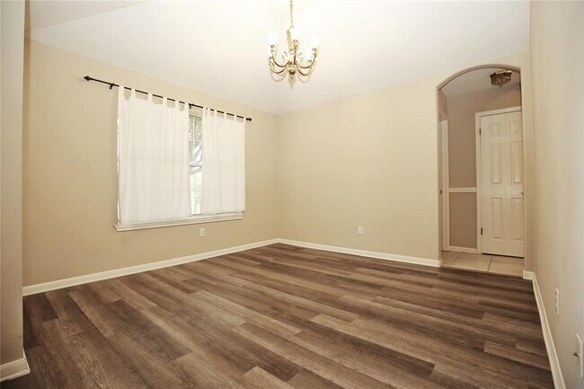 Foto del edificio - 625 Columbine Ave