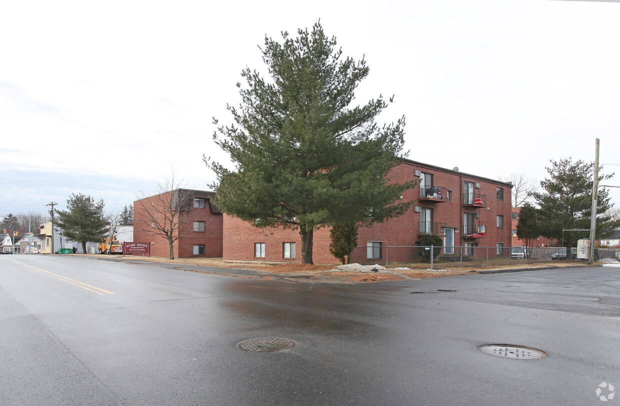 Building Photo - Store Avenue Apartments