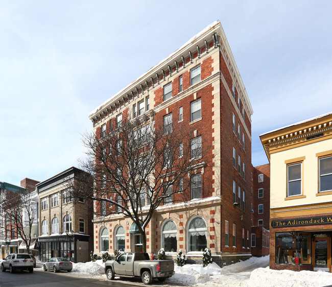 Building Photo - Kingsboro Apartments