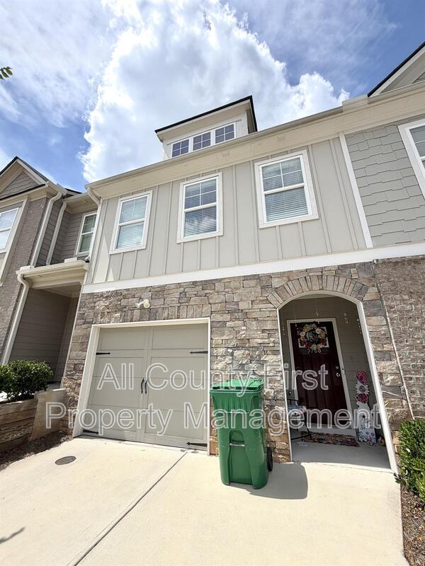 Building Photo - 5788 Calle Vis Dr