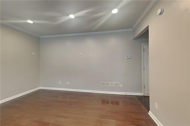 Building Photo - 5404 Oxford Chase Way