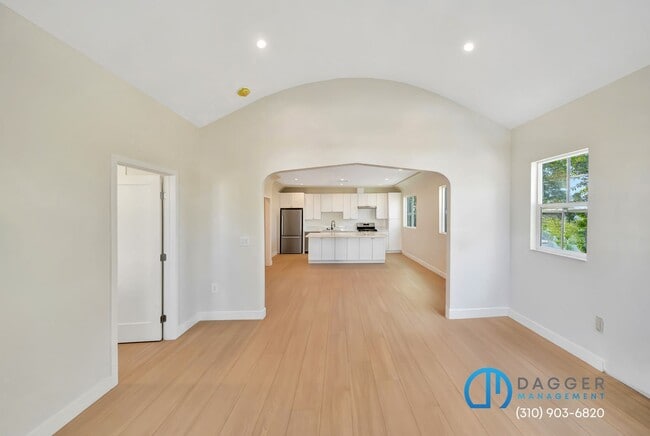 Foto del edificio - 2800 Winter St