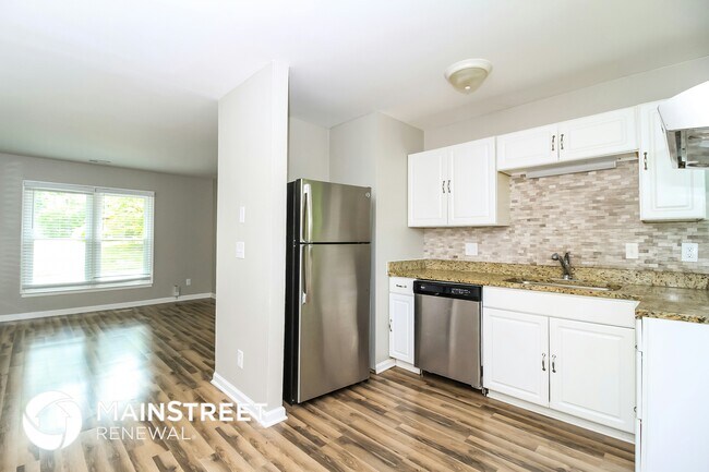 Foto del edificio - 4708 Wakewood Dr