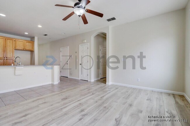 Building Photo - 3030 Tintorera Way