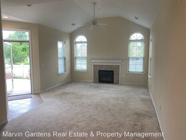 Building Photo - 3 br, 2.5 bath House - 2395 Santa Fe Unit #D