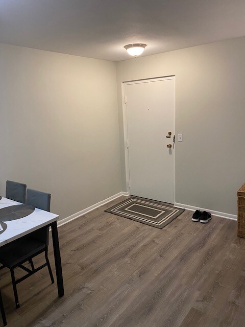 Foto del edificio - 7000 Sandell Ave