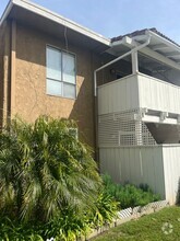 Building Photo - 1300 Saratoga Ave