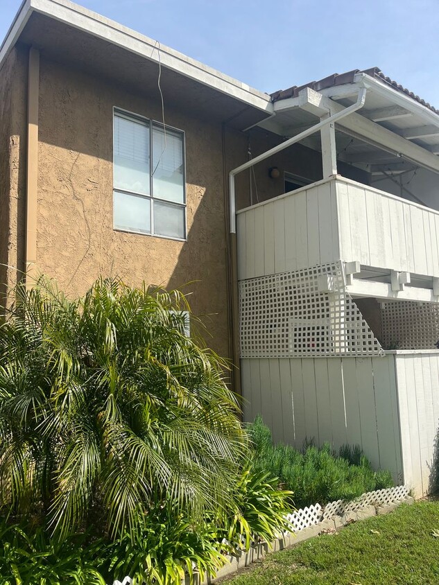 Primary Photo - 2 bedroom 1 bath unit - Ventura