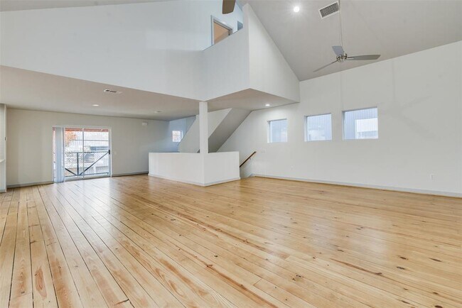 Foto del edificio - 817 Andrews St