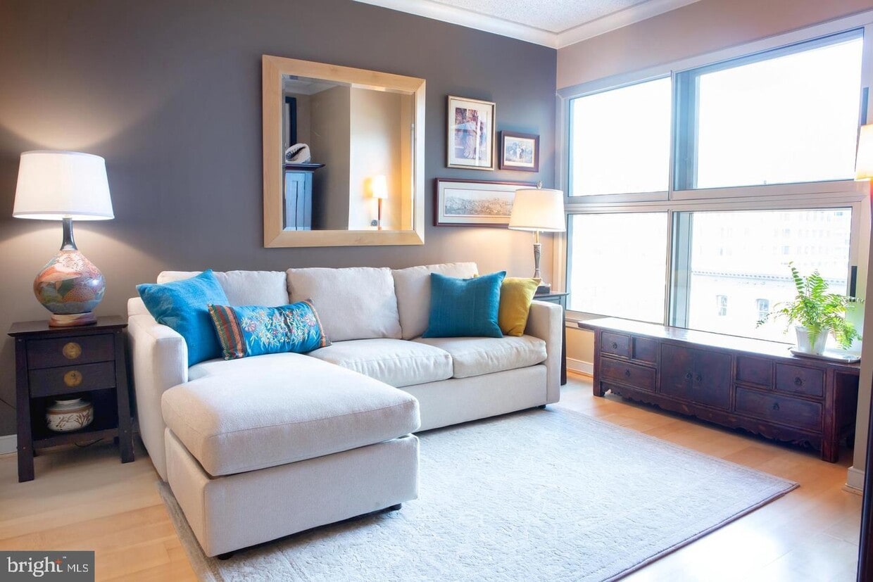 Sala de estar - 777 7th St NW