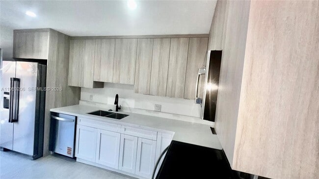 Foto del edificio - 6637 NW 178th Terrace