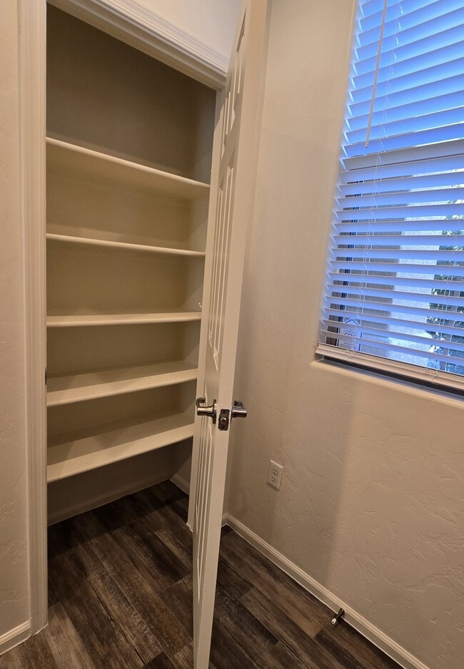 Foto del edificio - 3303 S Lakeside Ridge Loop