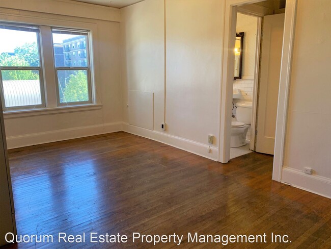 Foto del edificio - 1315 NE 47th St