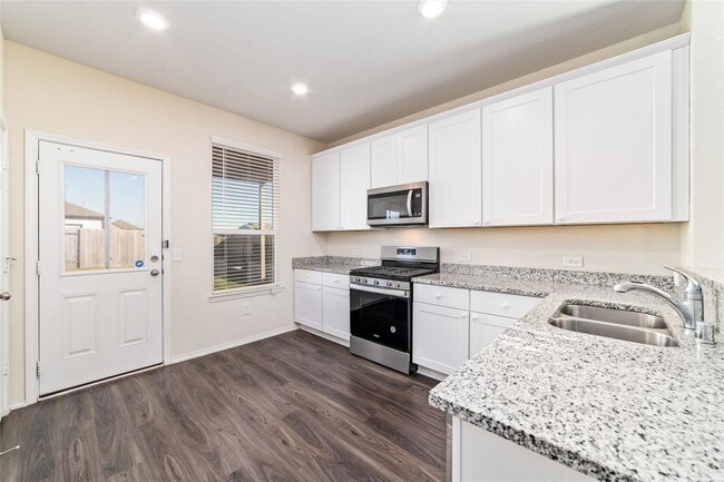 Building Photo - 5810 Dry Brush Pl