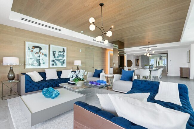 Building Photo - 9349 Collins Ave