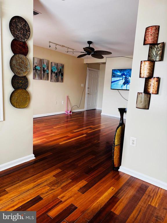 Foto del edificio - 118 Westwick Ct