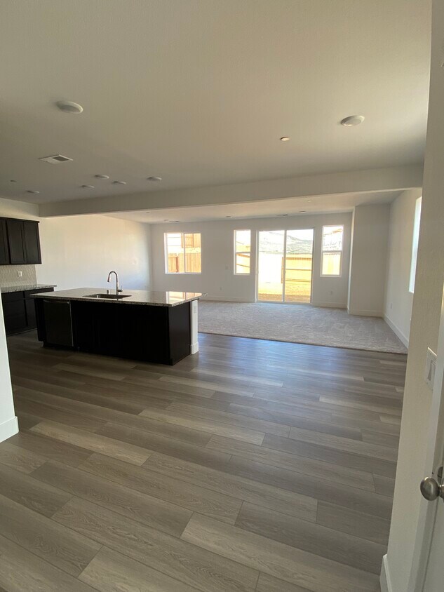 3614 Pulsar Ln Unit 3, Carson City, NV 89705 Condo for Rent in Carson