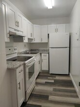 Building Photo - 5950 NE 18th Ave