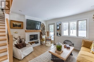 Building Photo - 929 Muskoka 3 Rd