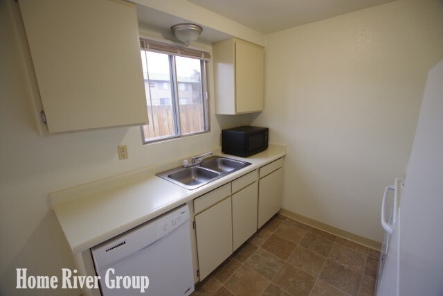 Foto del edificio - 1717 S Juniper St