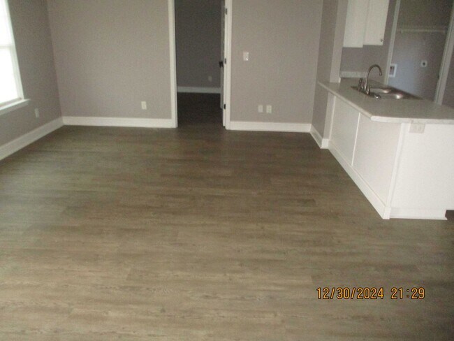 Foto del edificio - 115 Twelve Oaks Ct
