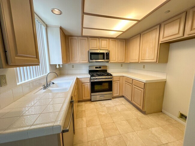 Foto del edificio - 2 Bedroom Townhome for Rent in Glendale.