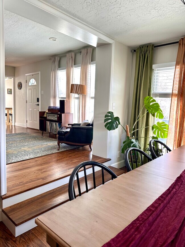 Foto del edificio - 2560 Fillmore Ave