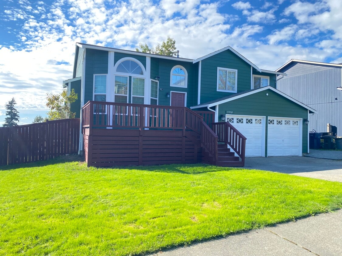 Primary Photo - 5510 79th Ave NE