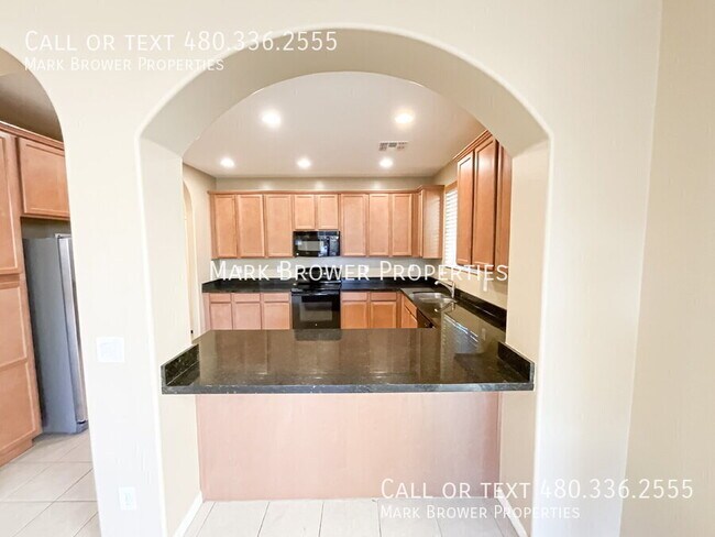 Foto del edificio - 3681 E Hans-