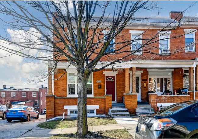 Building Photo - Available Now- Beautiful 3 Bedroom, 2 Bath Home in Baltimore, MD!
